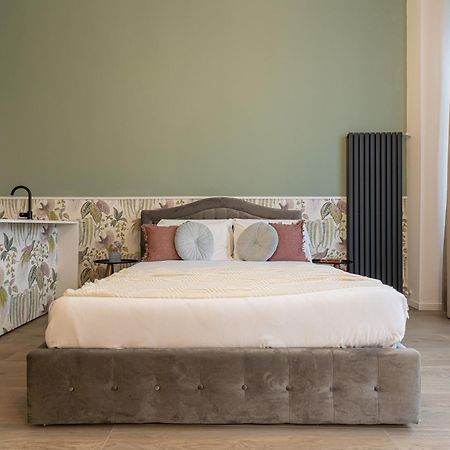Beplace Apartments In Caiazzo มิลาน ภายนอก รูปภาพ